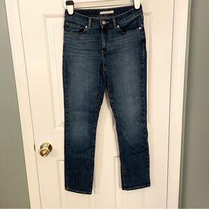 Levi’s Classic Straight jeans